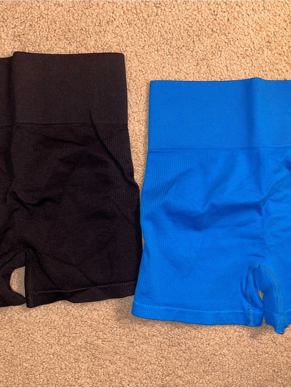 Bundle of two: High-Waist Seamless Women’s Shorts - Black & bright Blue